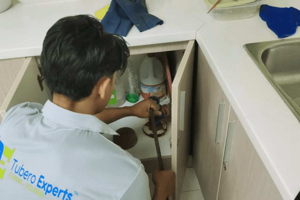 Marikina tubero experts quickly resolving a complex pipe issue.