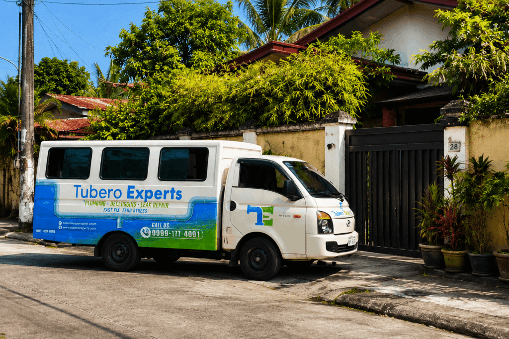 Tubero Experts plumbing and declogging service van offering leak repair and fast response across Metro Manila and nearby provinces